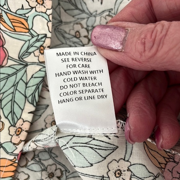 BiBi Floral Ruffled Blouse in Pink and Cream - Picture 9 of 9